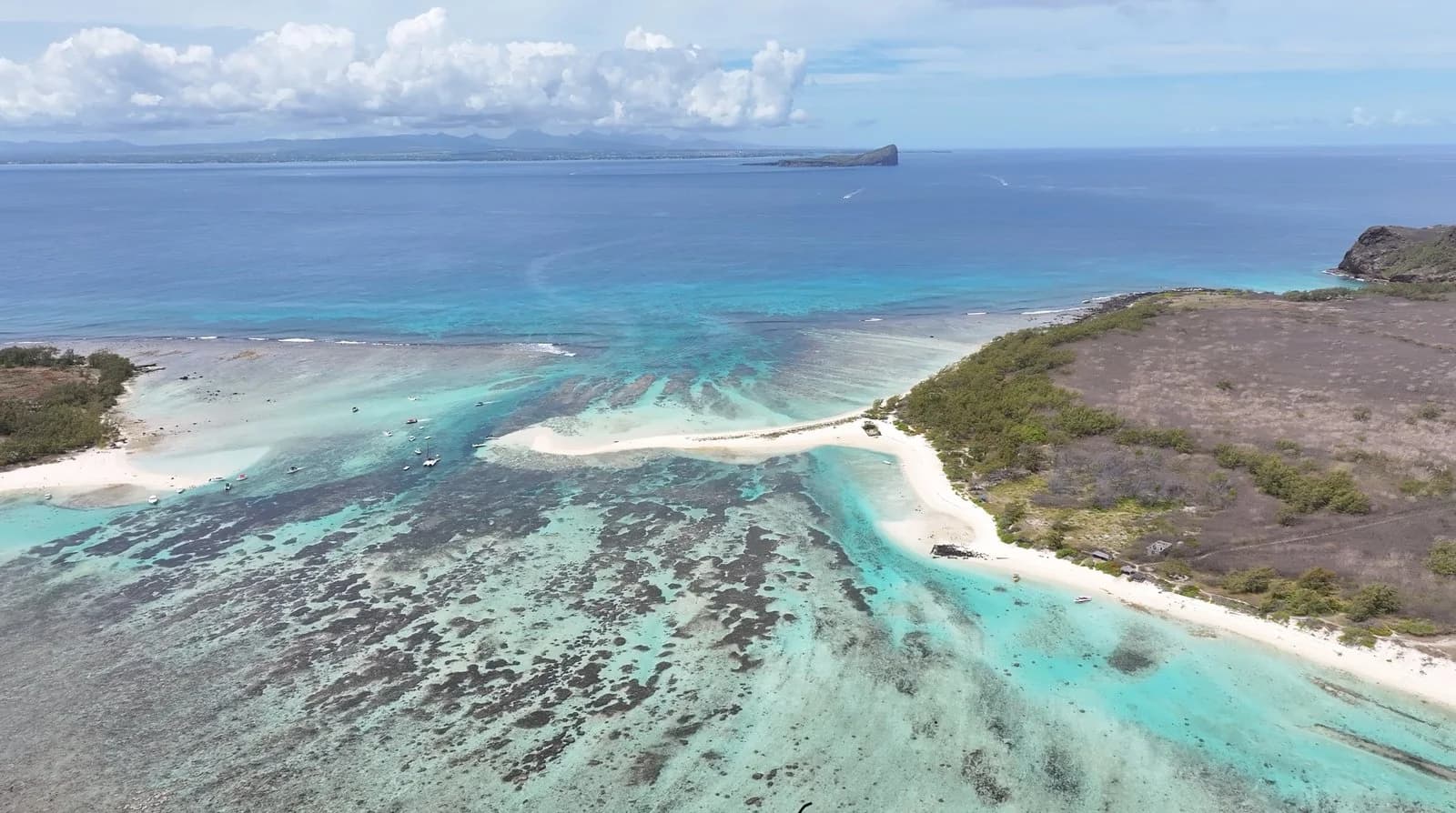 Private Northern Islands Full-Day Boat Trip