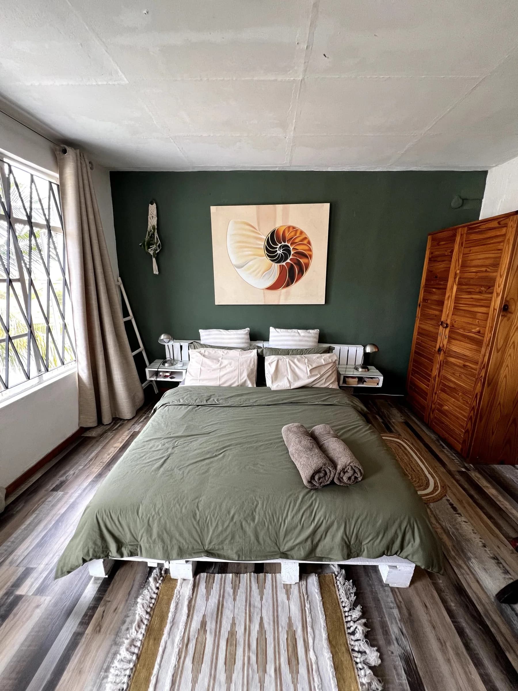 Manu’s Room and its shared spaces in Goodlands.