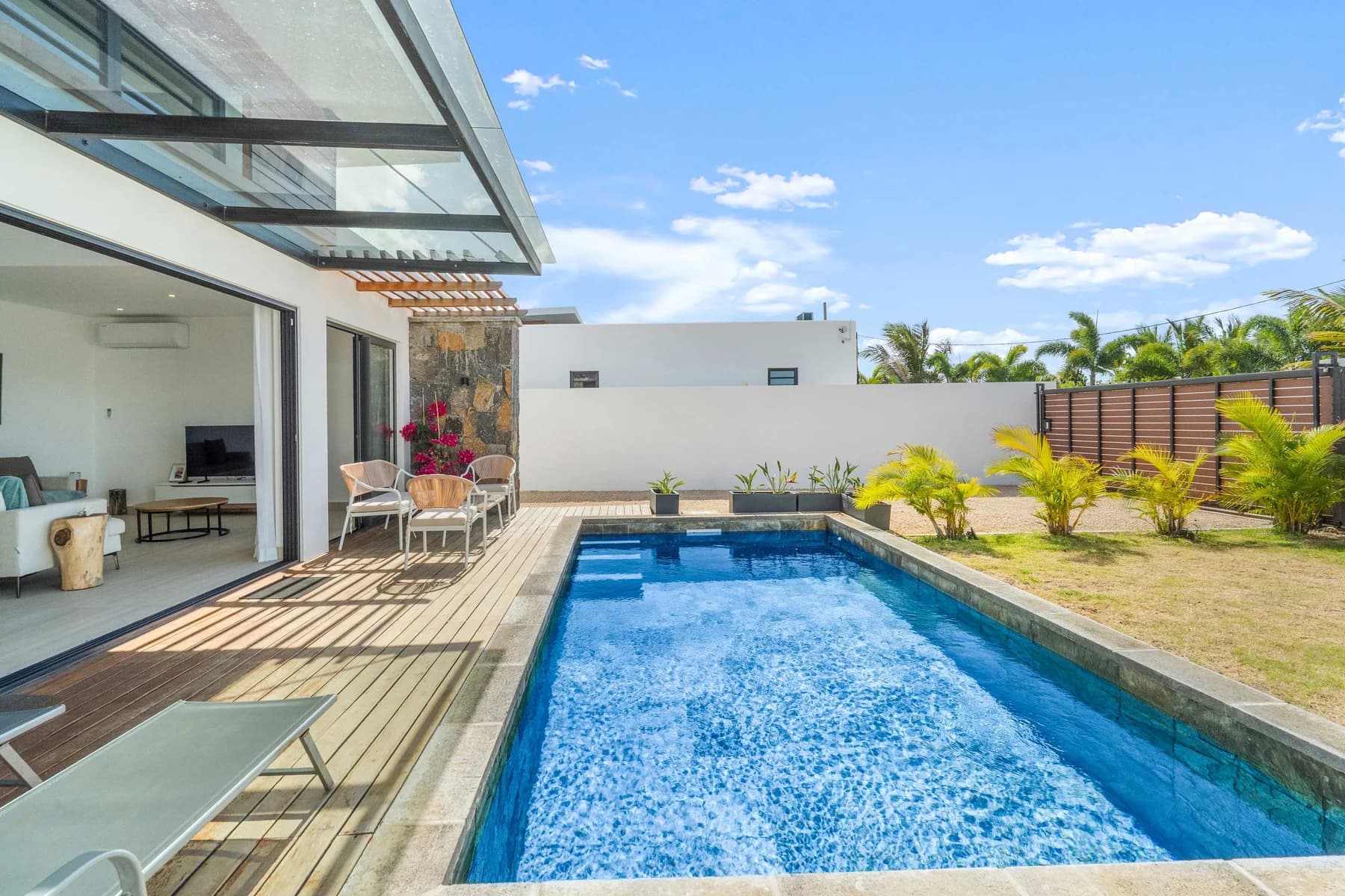 Cover photograph for Villa Rivalet - The perfect stay.