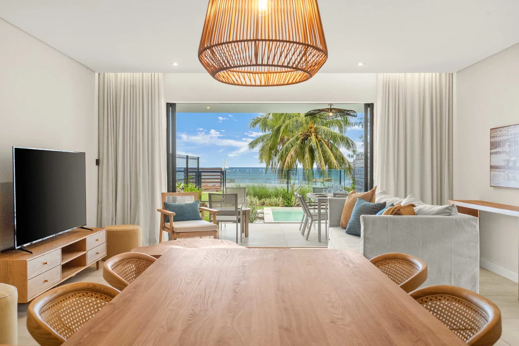 Cover photograph for Villa Nalu - Luxury Beachfront Duplex & Pool.